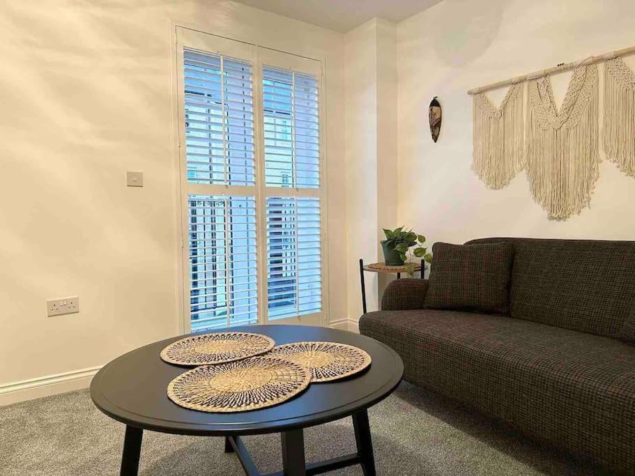 Serene Home Ideally Connected To Central London Bromley Exterior foto
